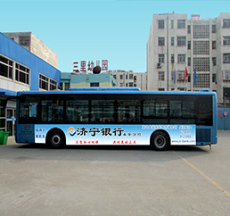泰安公交車廣告